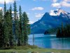 Maligne_Lake_Jasper_National_Park_Alberta_Canada.jpg